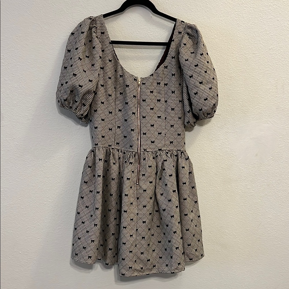 Black and White Patterned Dress - Picture 4 of 6